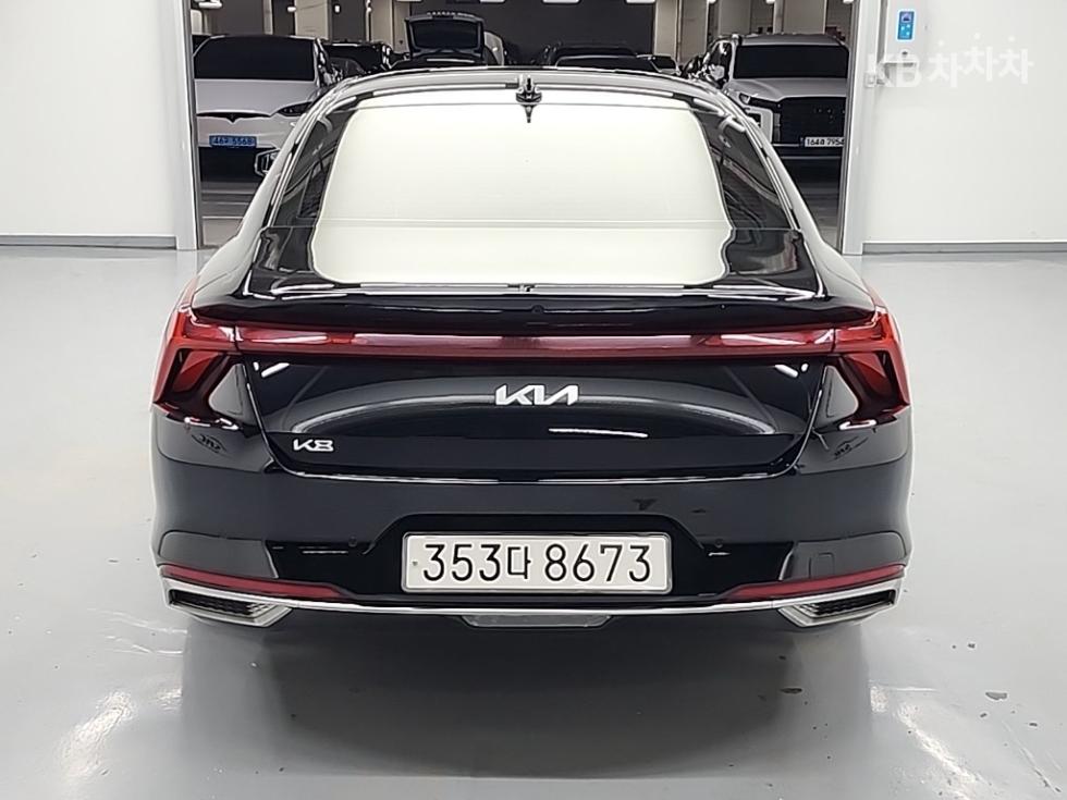 Kia K8 — miniaturë 3