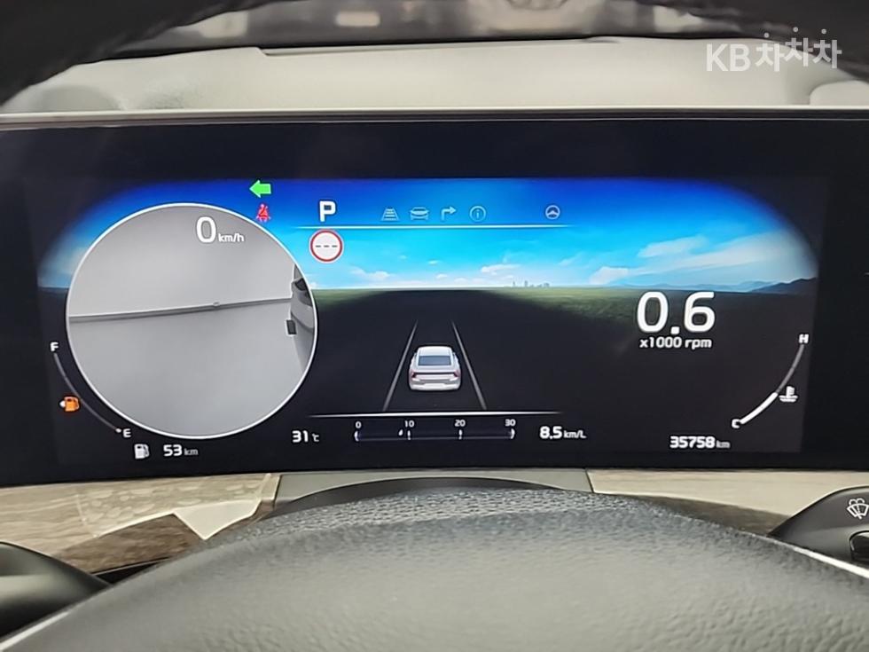 Kia K8 — miniaturë 6