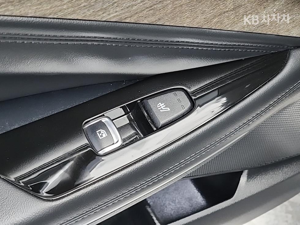 Kia K8 — miniaturë 15