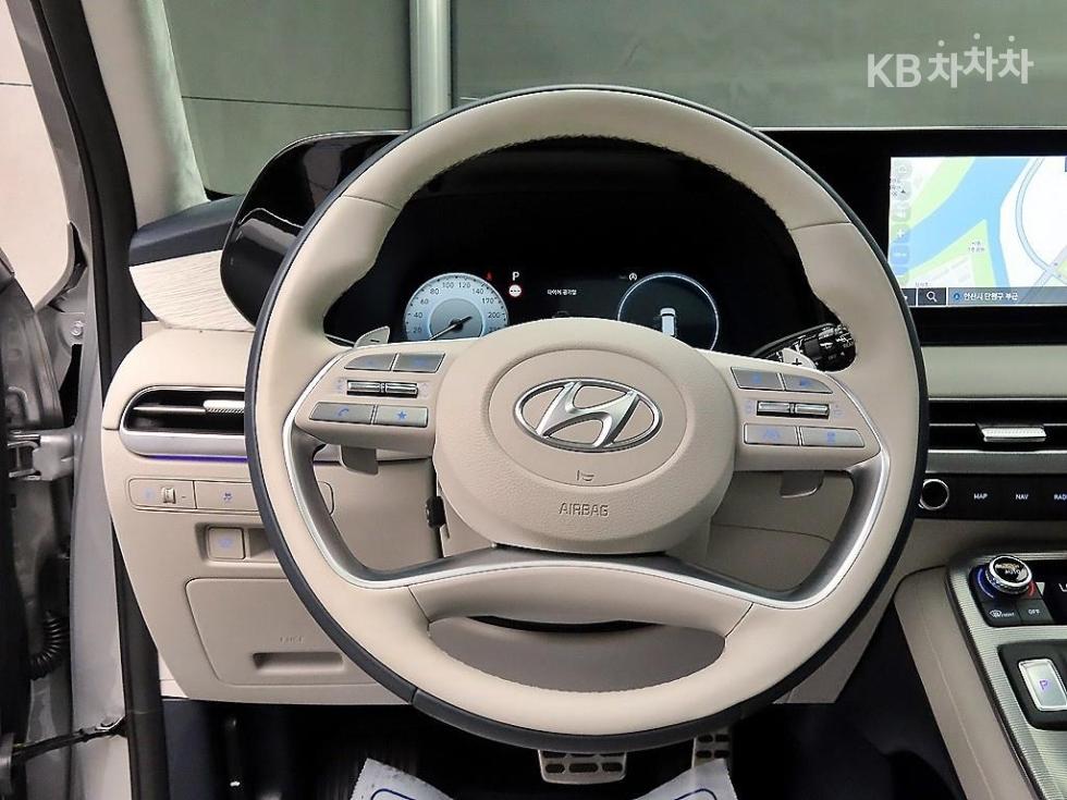 2024 Hyundai Used Car photo