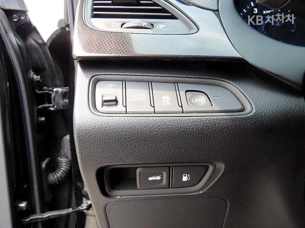 Hyundai Grandeur — miniaturë 11