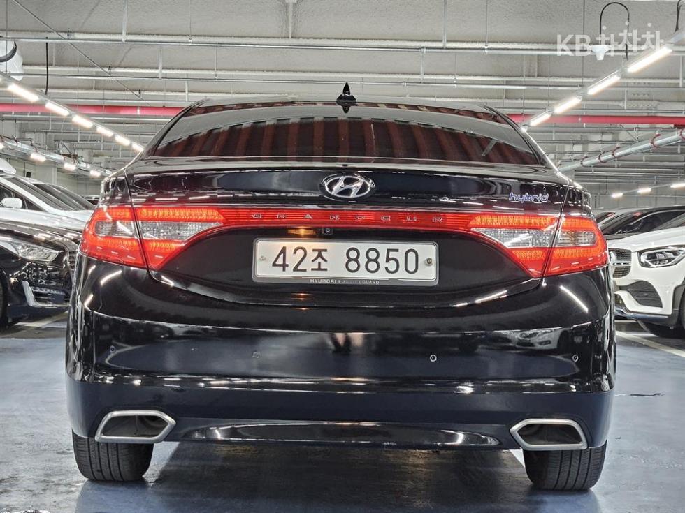 Hyundai Grandeur — miniaturë 4