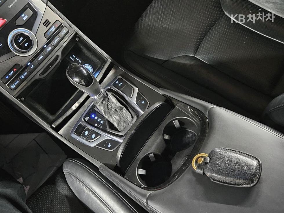 Hyundai Grandeur — miniaturë 10