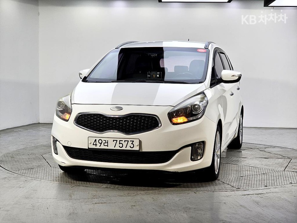 Kia Carens — miniaturë 2