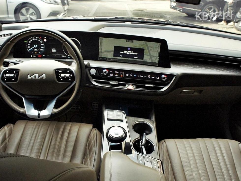 Kia K8 — miniaturë 7