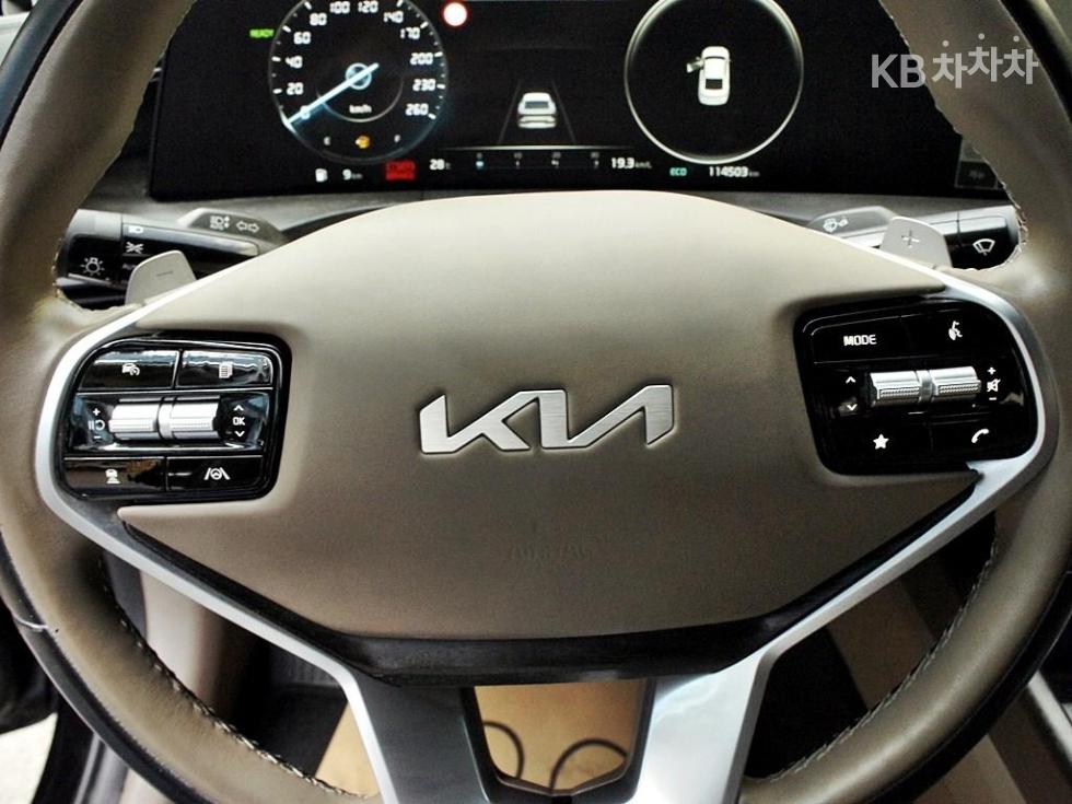 Kia K8 — miniaturë 8