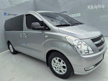 Hyundai Starex 12인승 왜건 CVX — foto 1