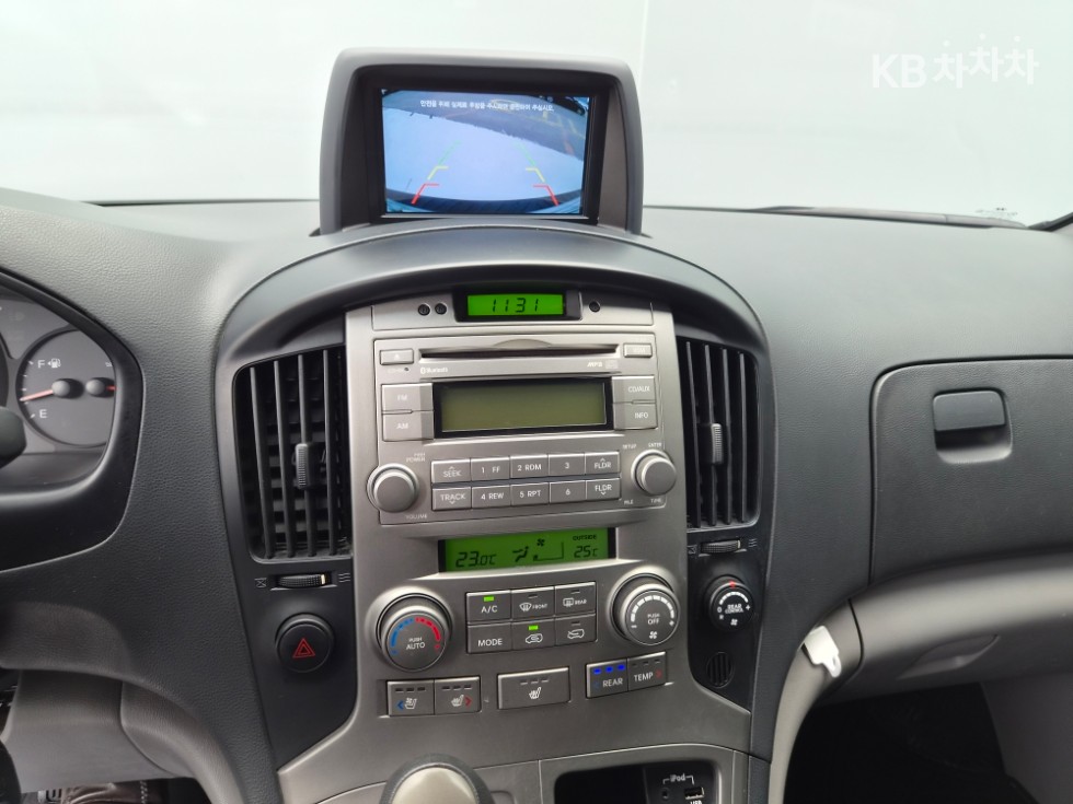 Hyundai Starex — miniaturë 11
