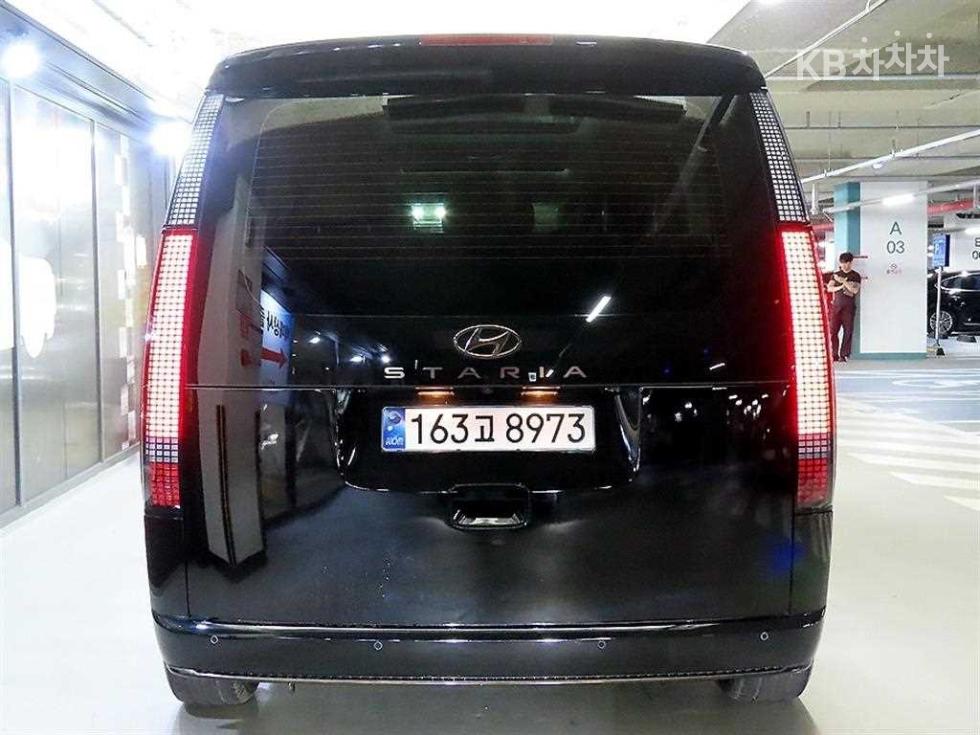 Hyundai Staria — miniaturë 5