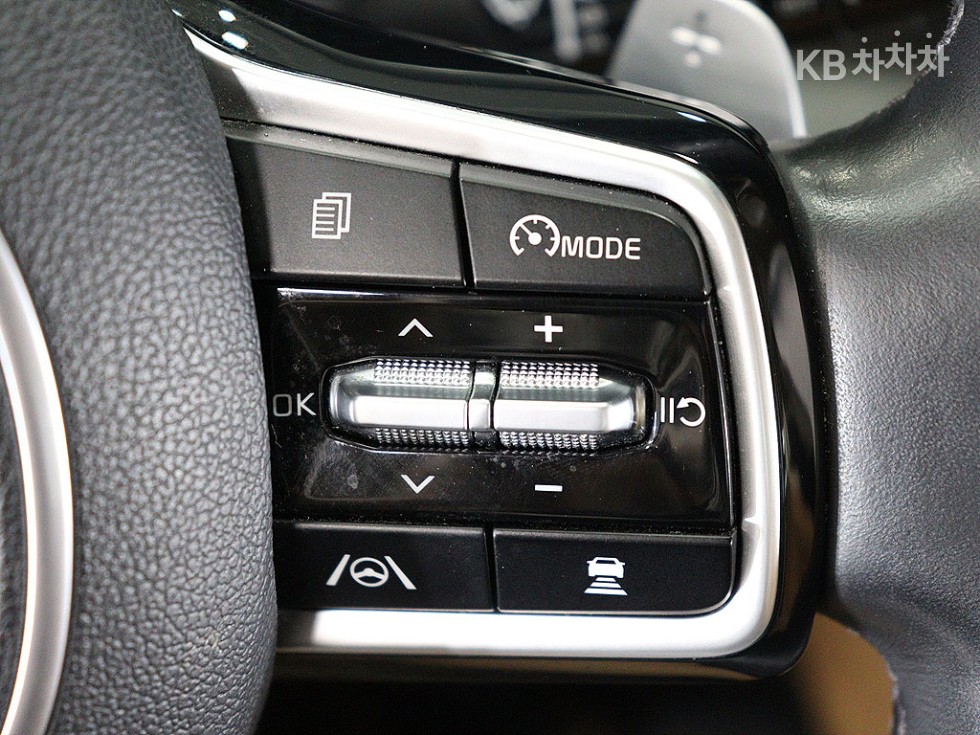 Kia Carnival — miniaturë 12