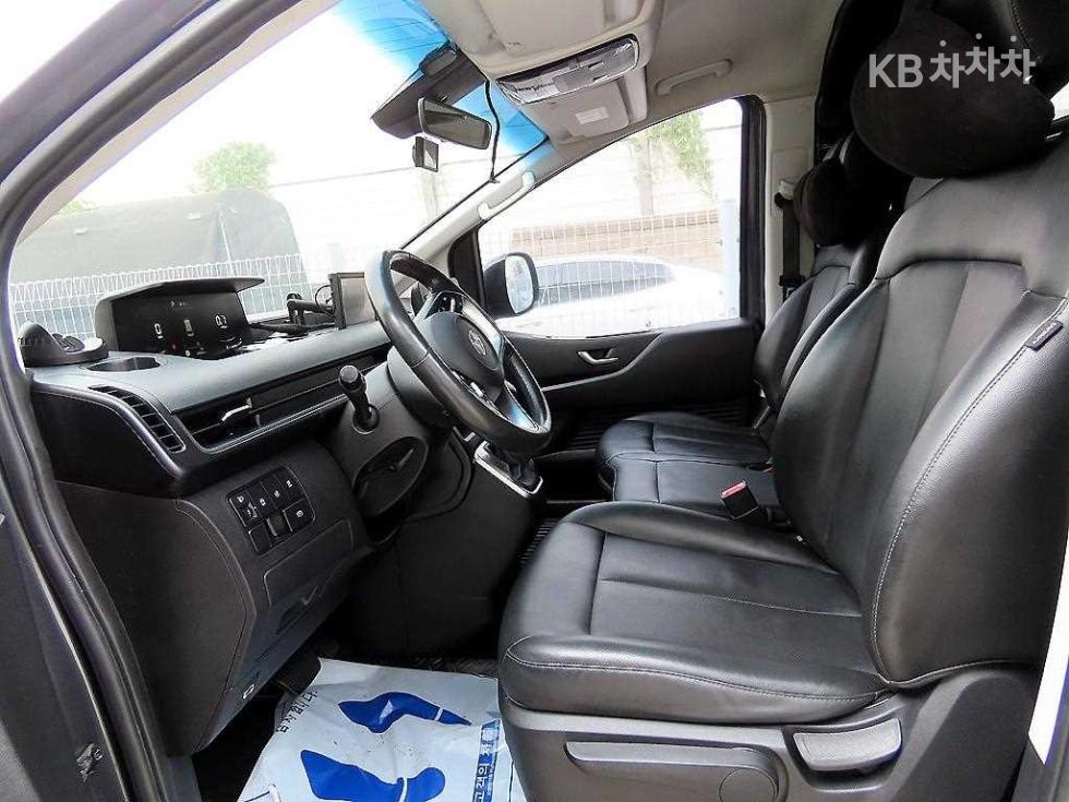 Hyundai Staria — miniaturë 5