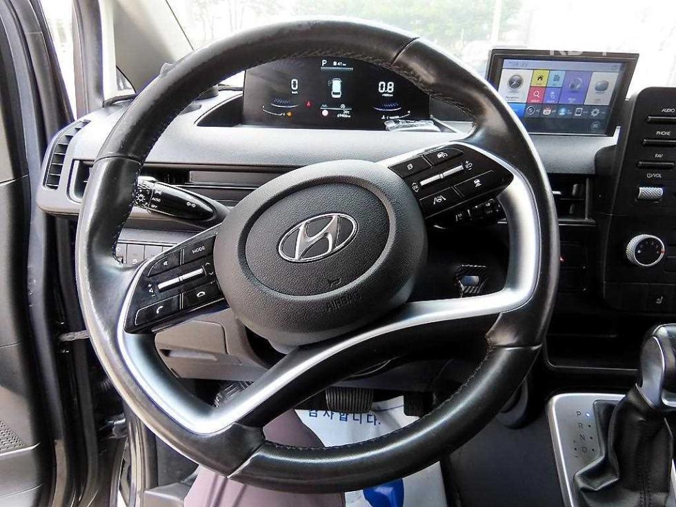 Hyundai Staria — miniaturë 8