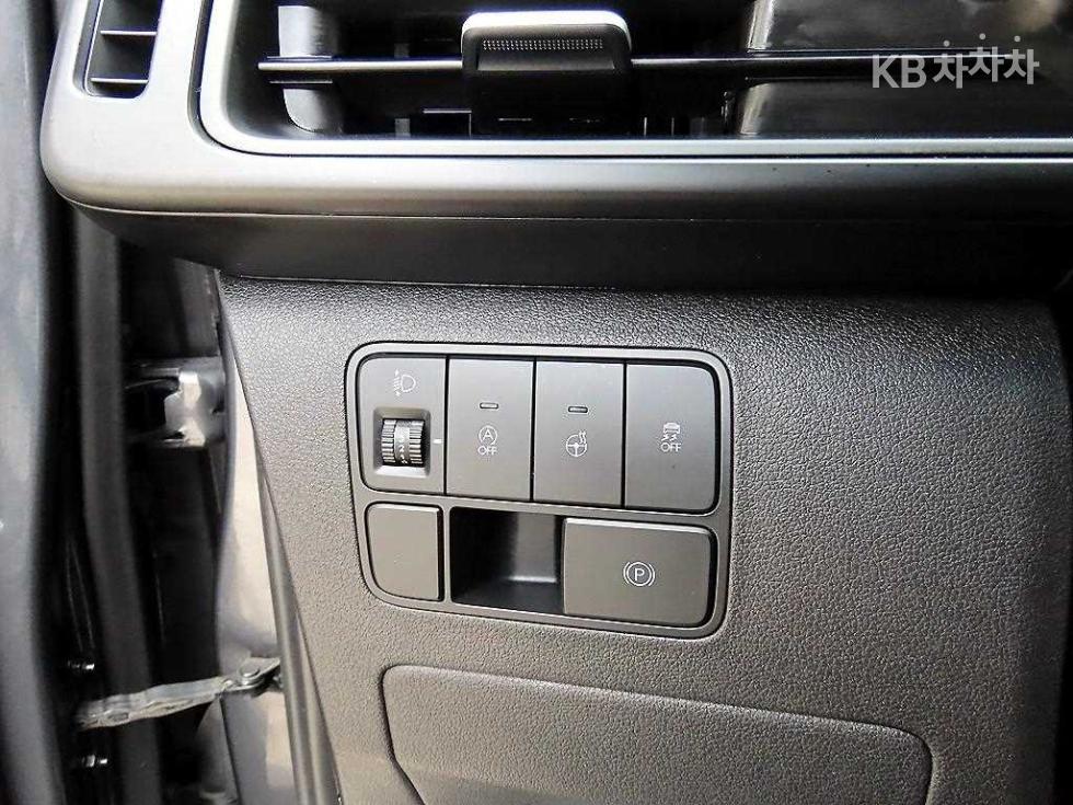 Hyundai Staria — miniaturë 12
