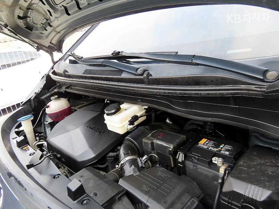 Hyundai Staria — miniaturë 18