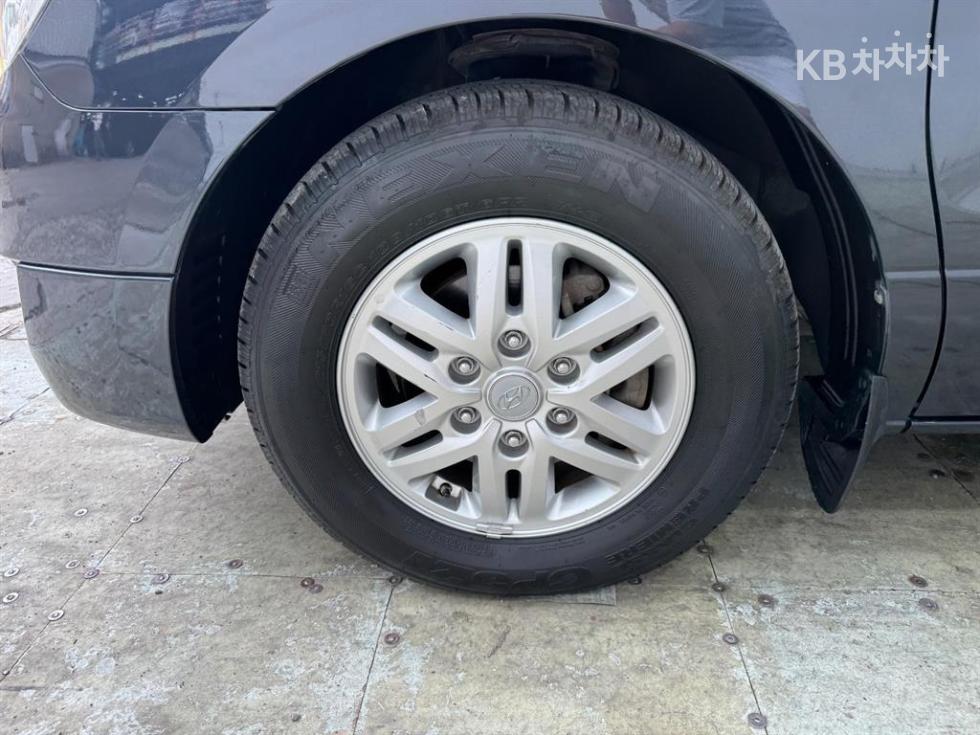Hyundai Starex — miniaturë 6