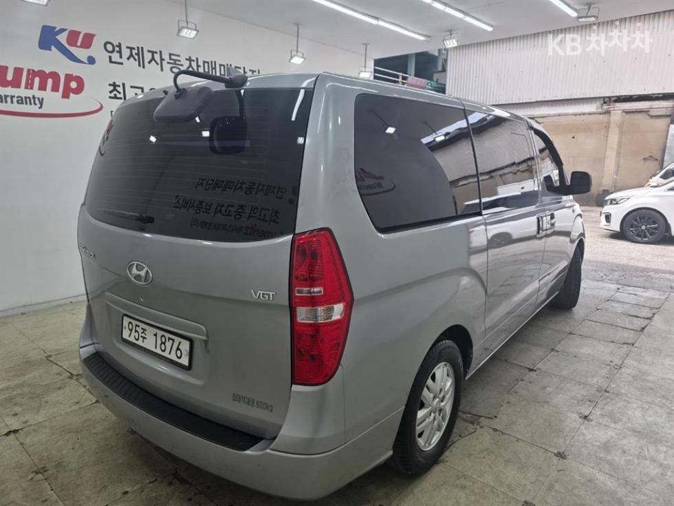 Hyundai Starex — miniaturë 2