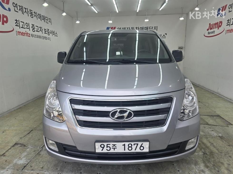 Hyundai Starex — miniaturë 3