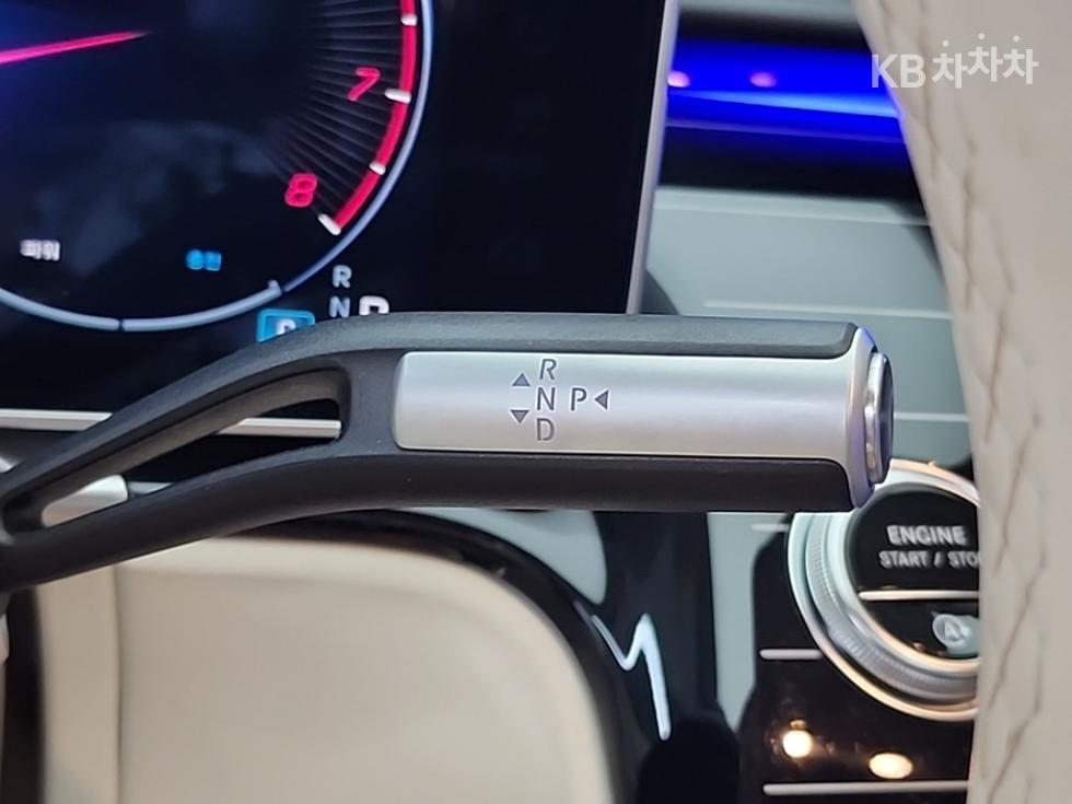 Mercedes-Benz S-klasse — miniaturë 8