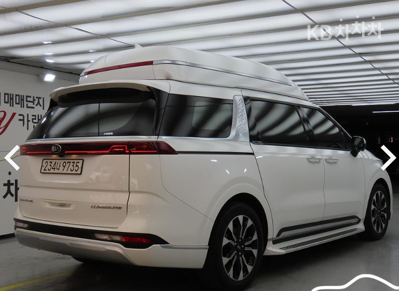Kia Carnival — miniaturë 4