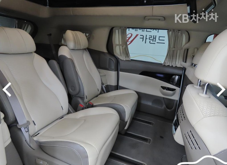 Kia Carnival — miniaturë 6