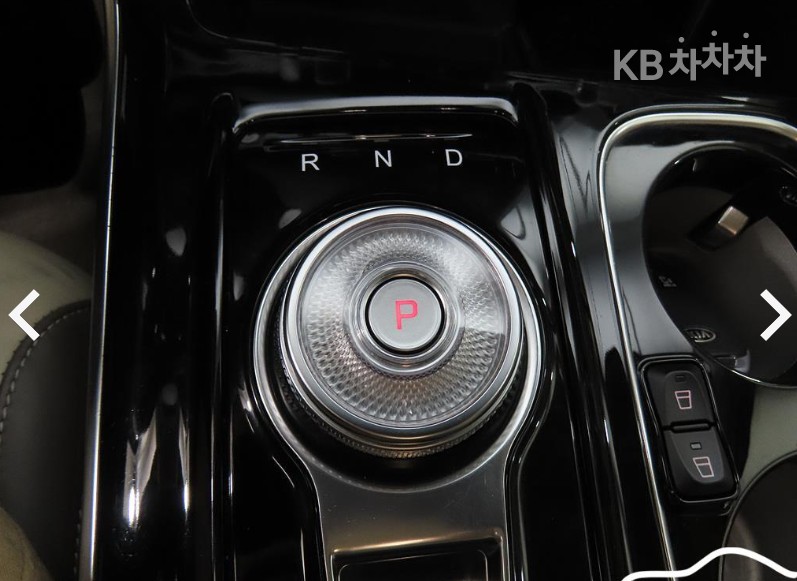 Kia Carnival — miniaturë 15