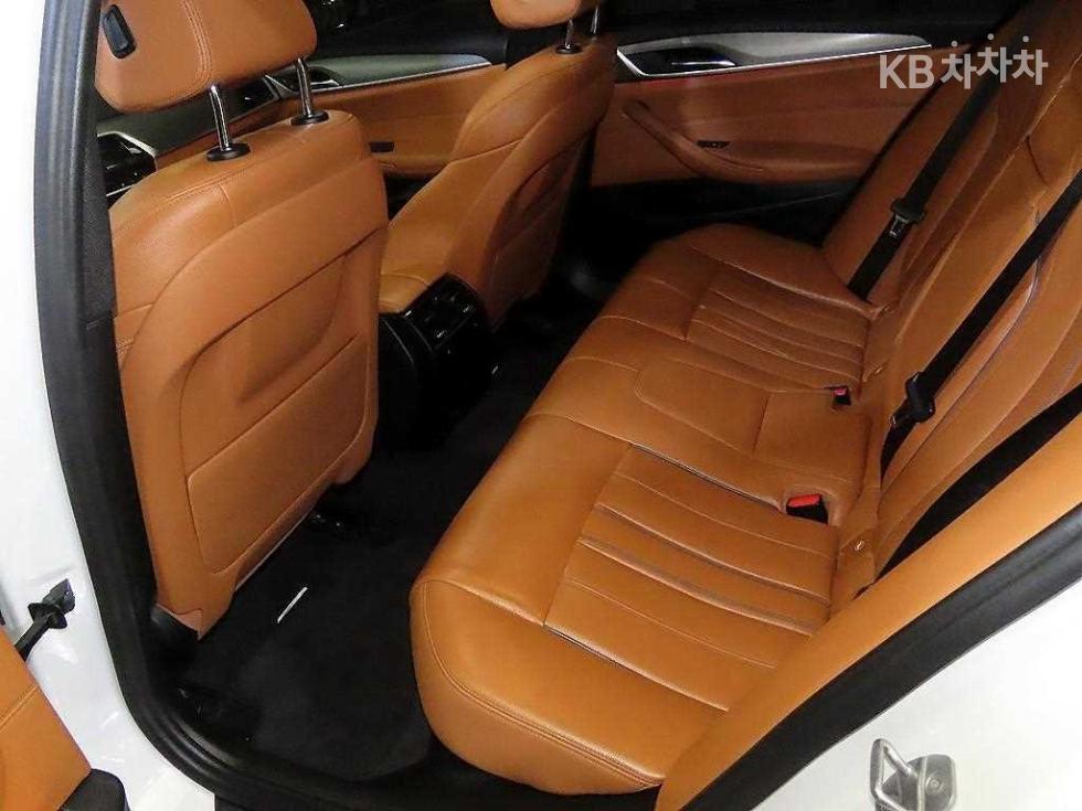 BMW 5er — miniaturë 7