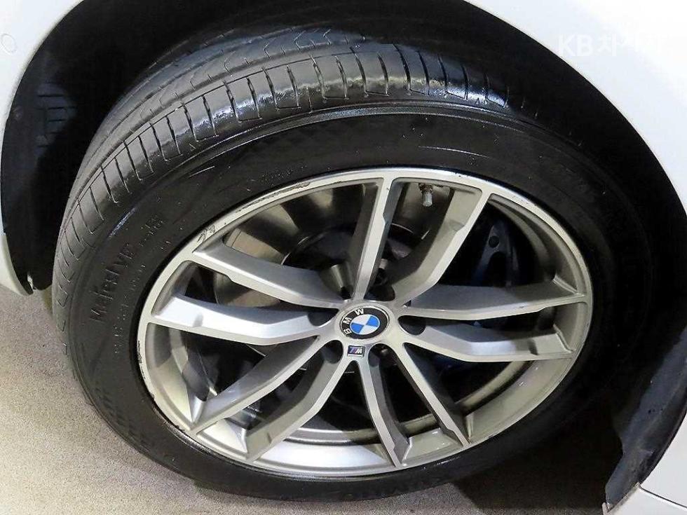 BMW 5er — miniaturë 20