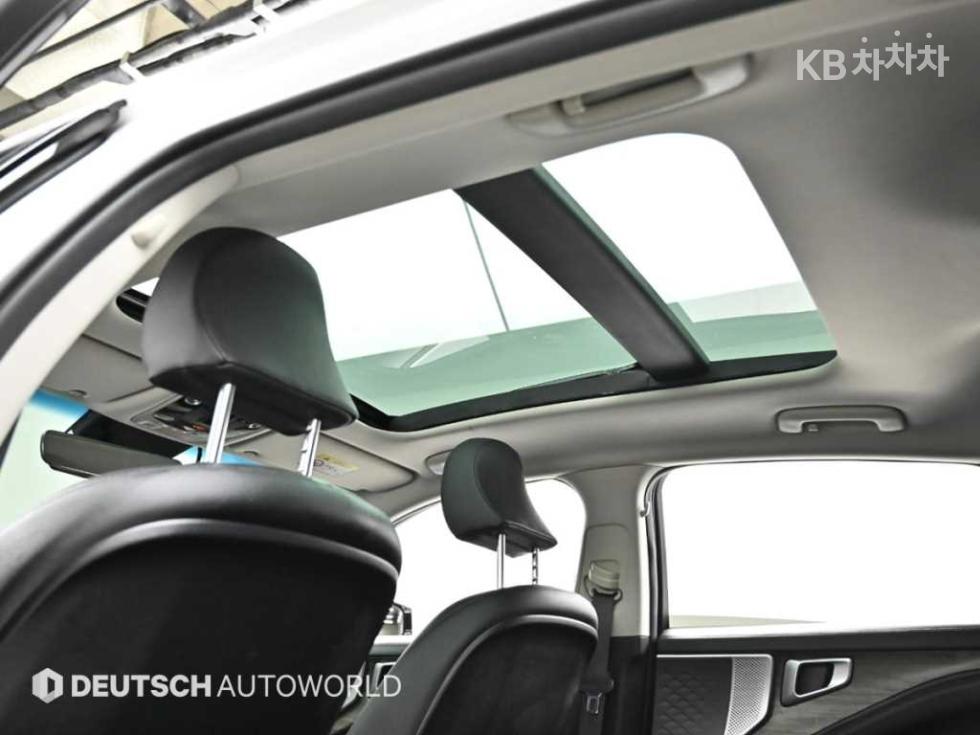 Kia K8 — miniaturë 18