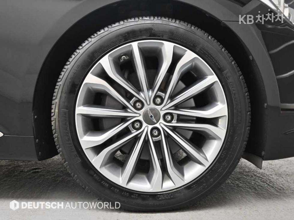 Hyundai Genesis — miniaturë 5