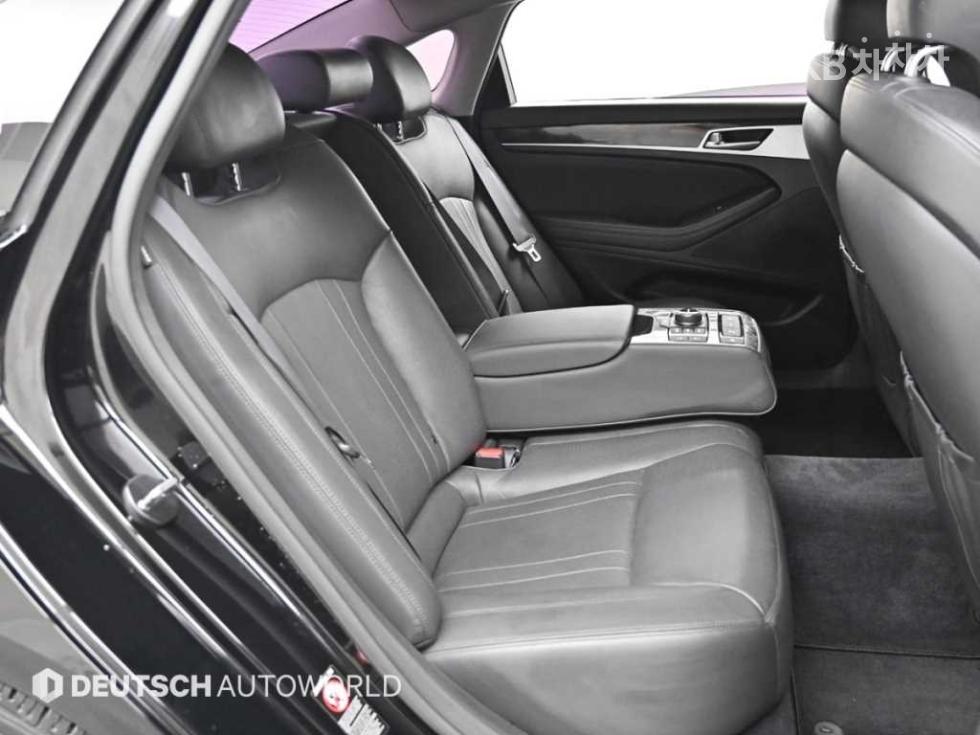 Hyundai Genesis — miniaturë 12