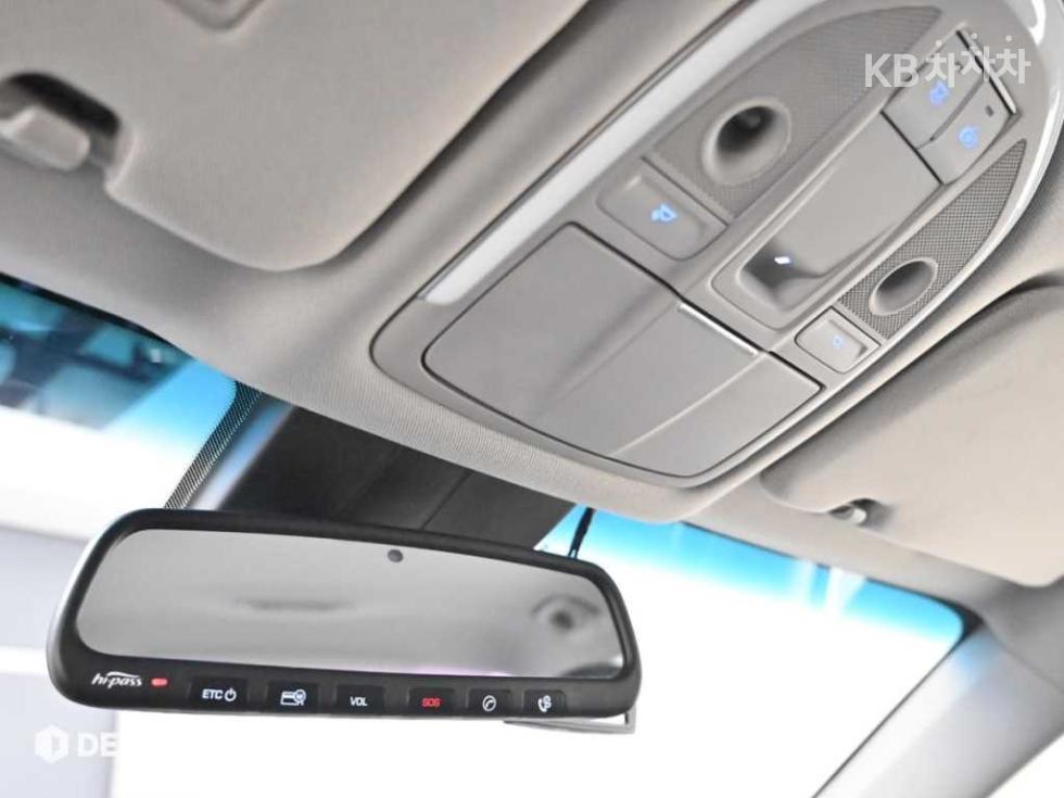 Hyundai Genesis — miniaturë 18