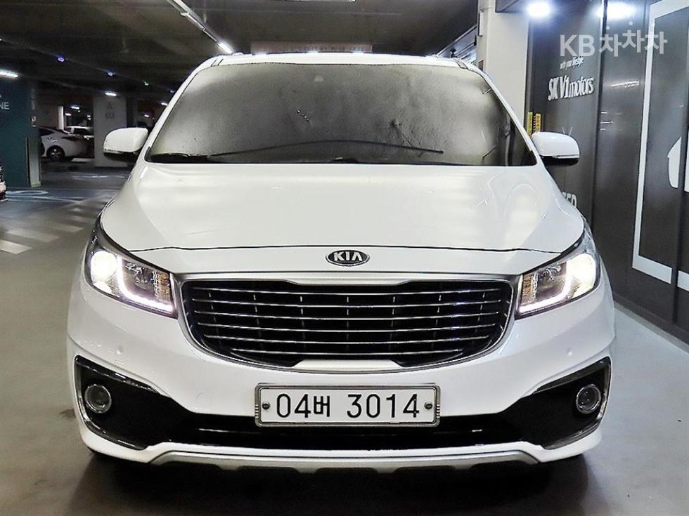 Kia Carnival — miniaturë 2
