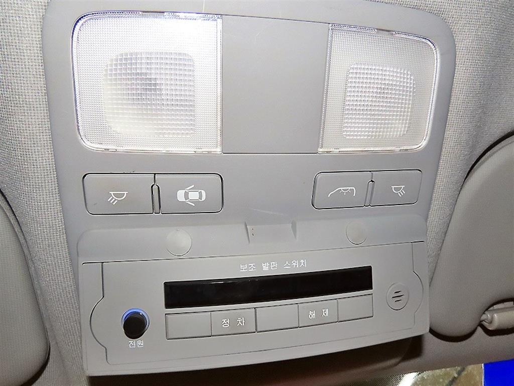 Hyundai Starex — miniaturë 14