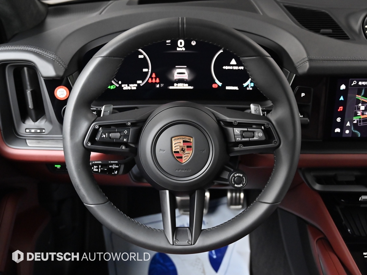 Porsche Cayenne — miniaturë 13