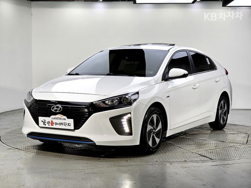 Hyundai Ioniq