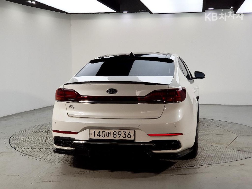 Kia K7 — miniaturë 3