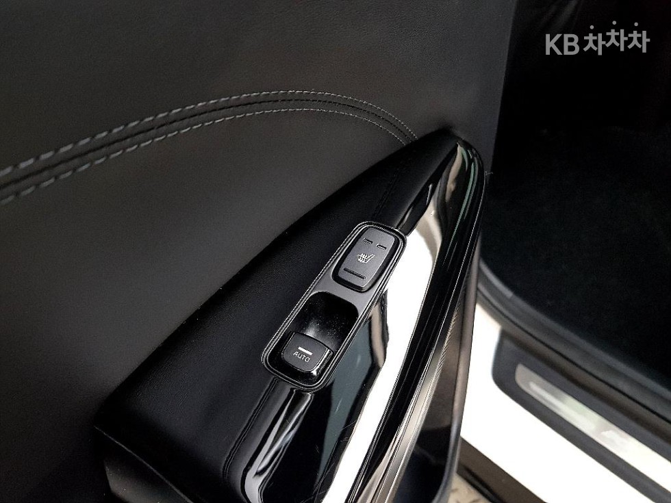 Kia K7 — miniaturë 13