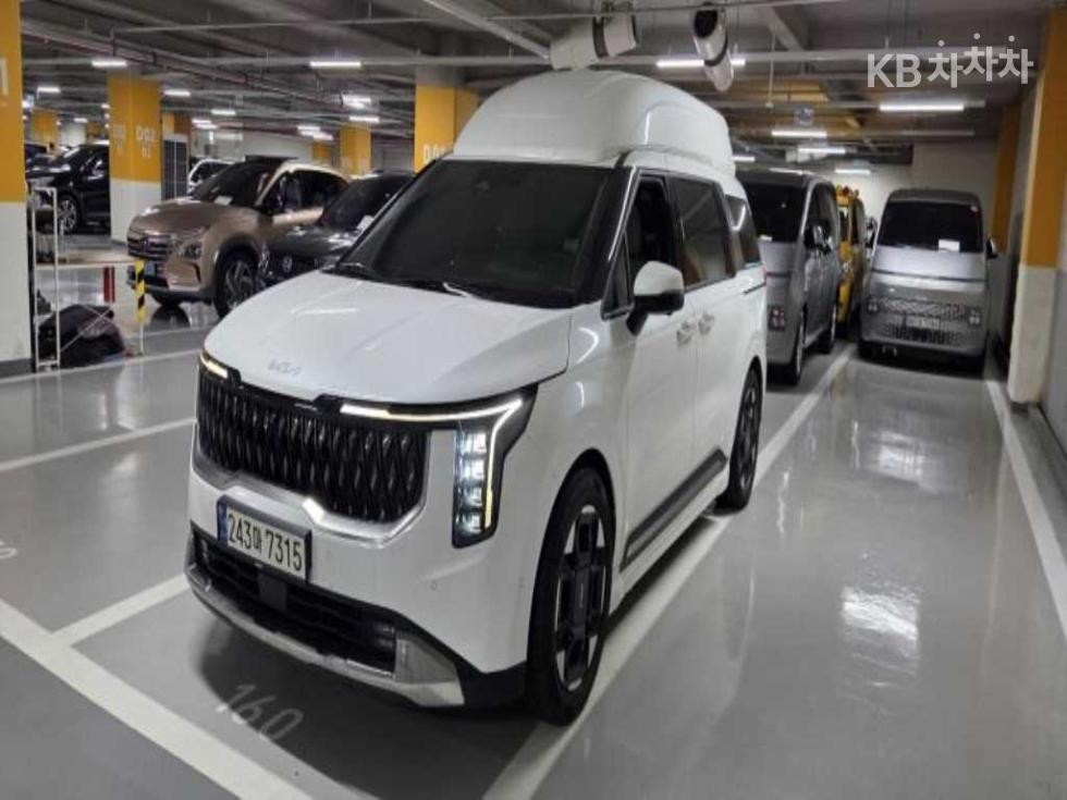 Kia Carnival — miniaturë 3
