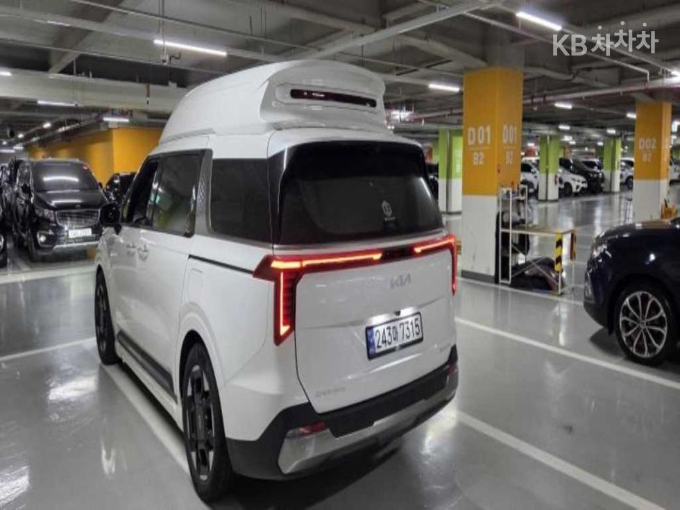 Kia Carnival — miniaturë 6