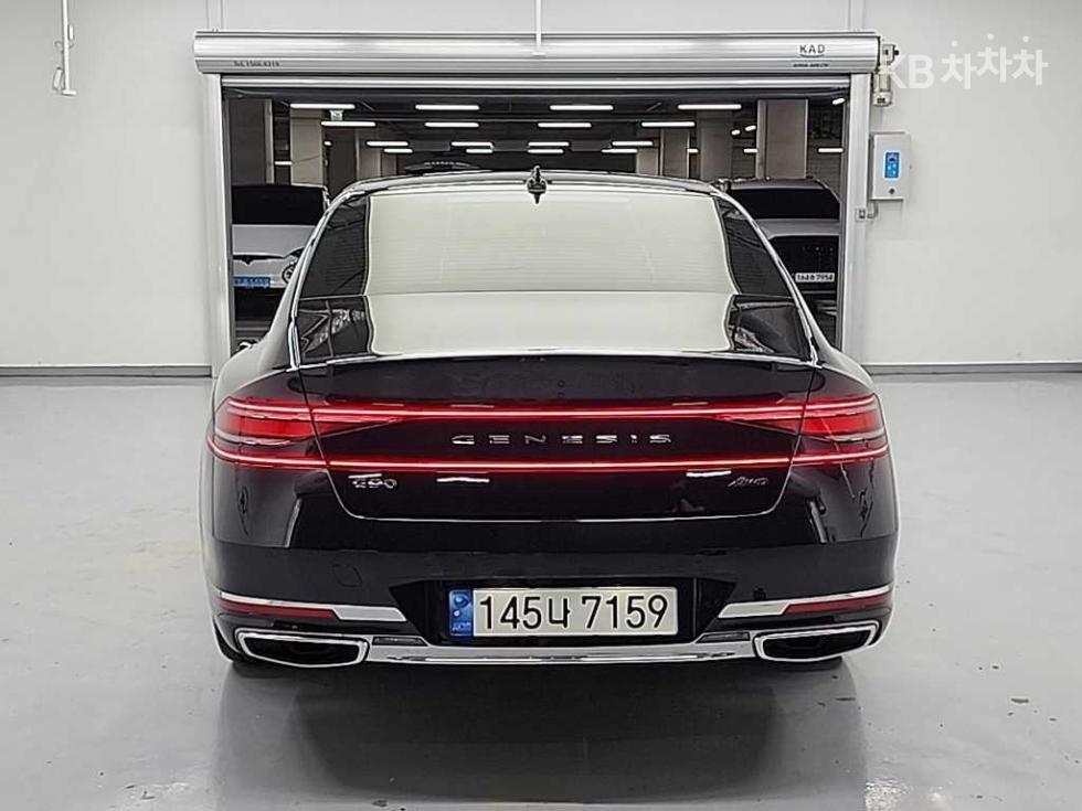Genesis G90 — miniaturë 3