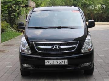 Hyundai Starex 11인승 왜건 CVX — foto 1