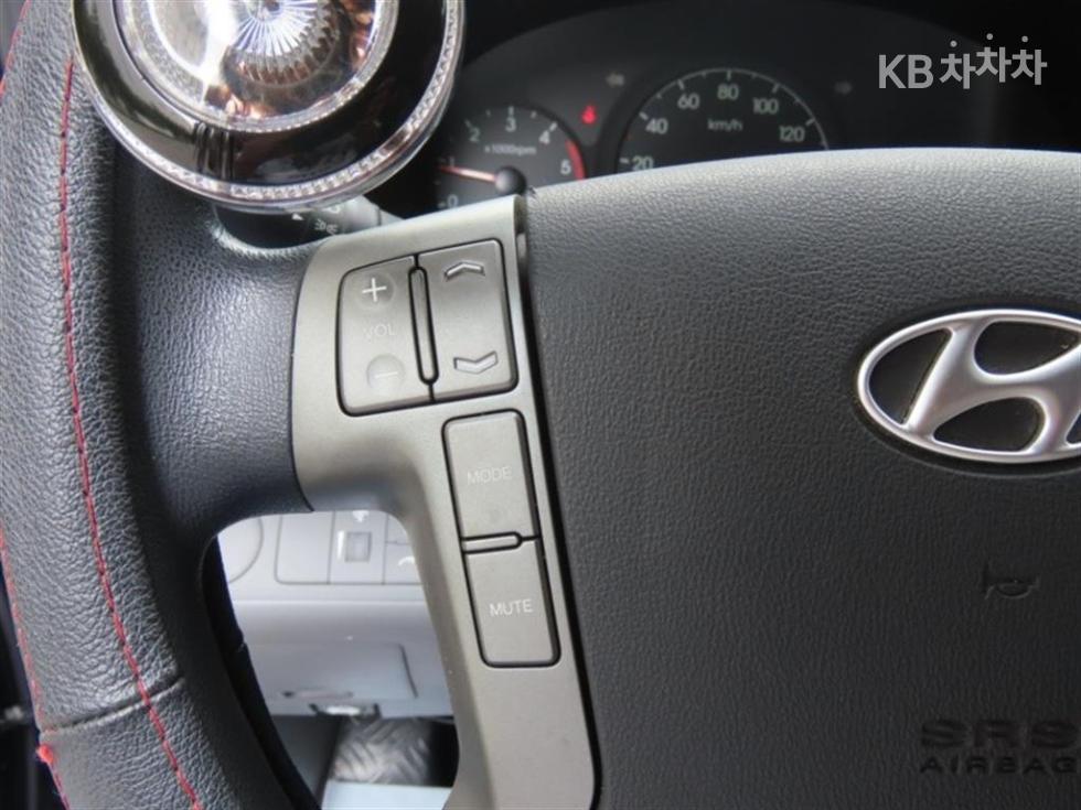 Hyundai Starex — miniaturë 11