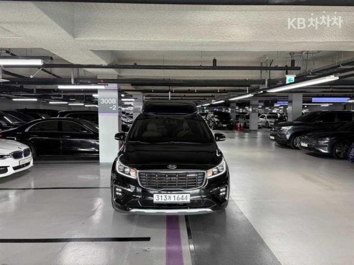 Kia Carnival 하이리무진 3.3 가솔린 9인승 — foto 1