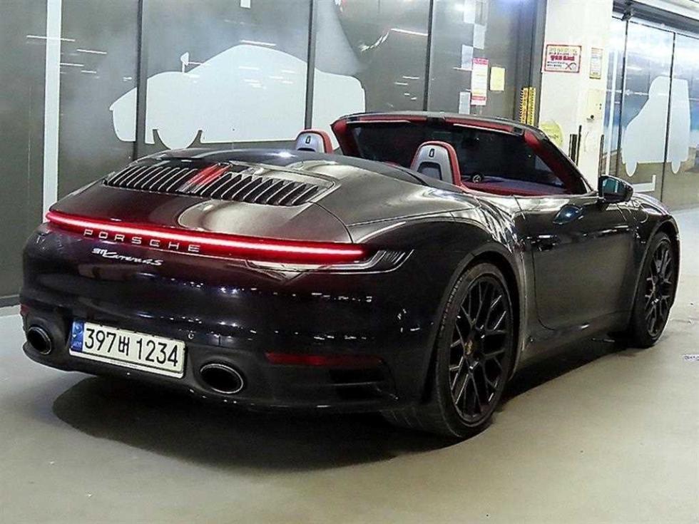 Porsche 911 — miniaturë 4