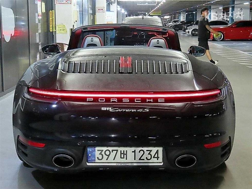 Porsche 911 — miniaturë 5