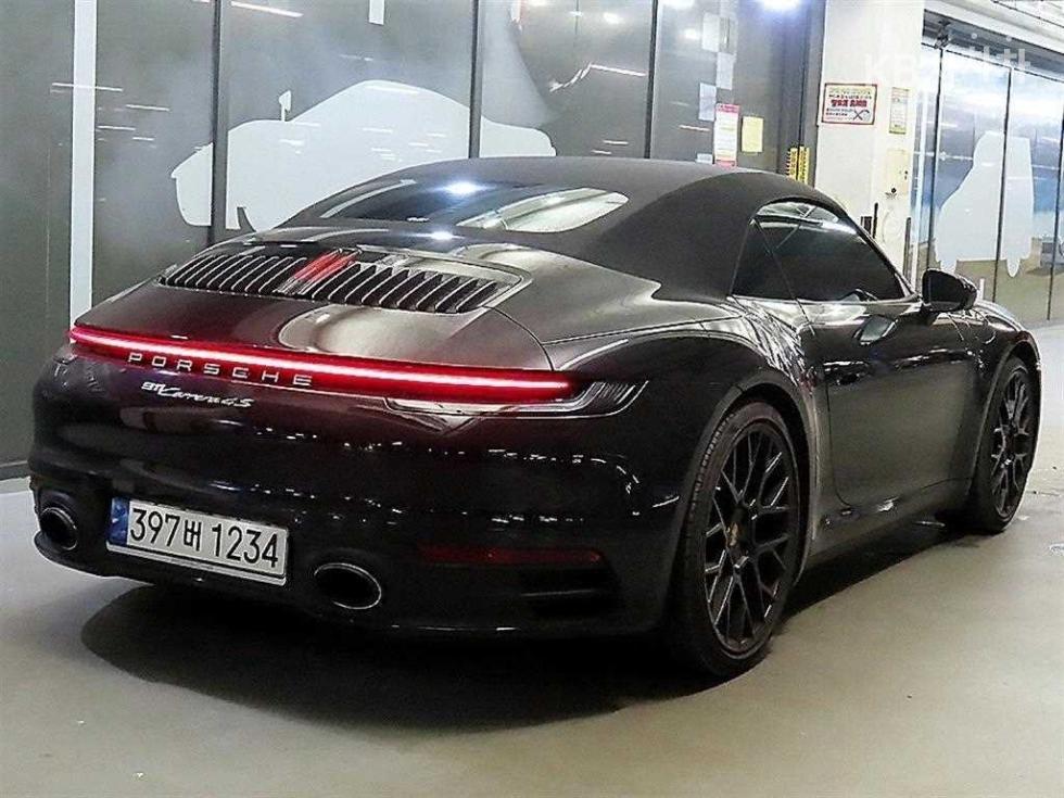 Porsche 911 — miniaturë 9