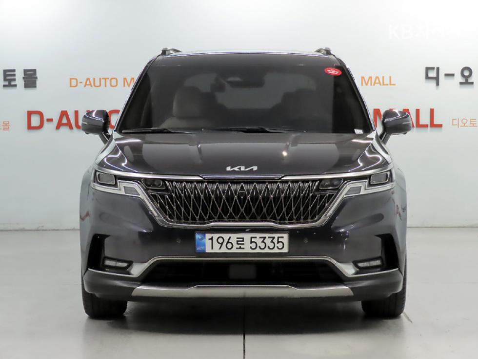 Kia Carnival — miniaturë 2