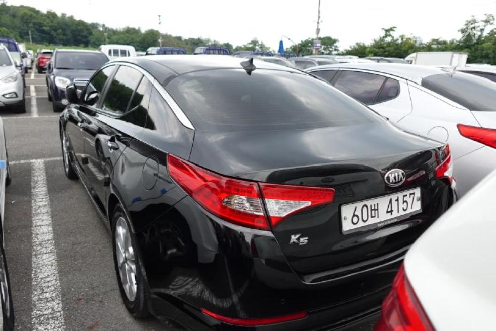 Kia K5 — miniaturë 3