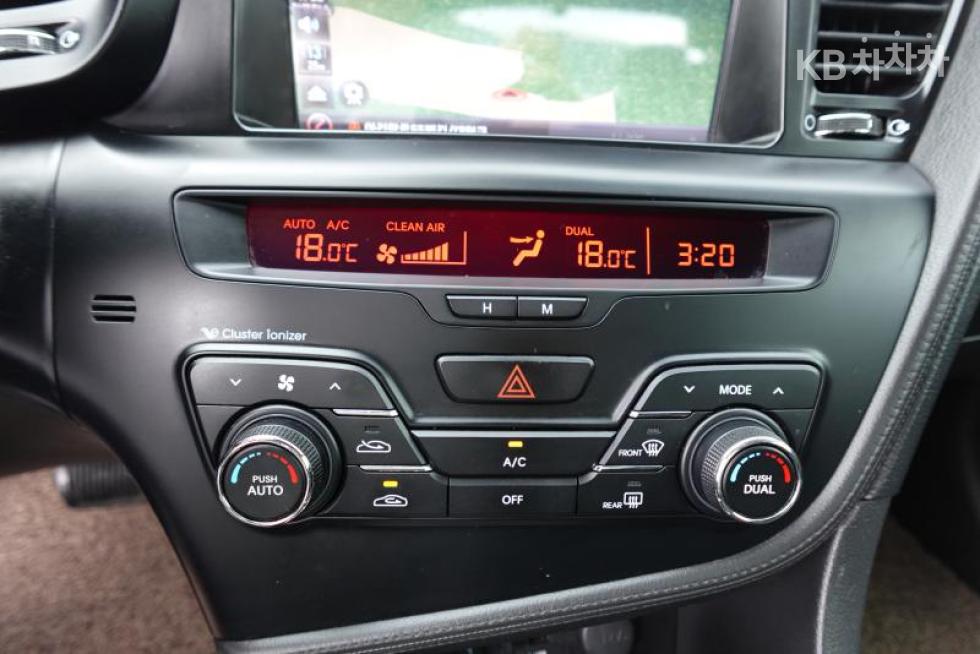 Kia K5 — miniaturë 8