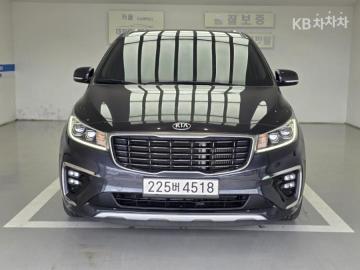 Kia Carnival 9인승 2.2 디젤 — foto 1